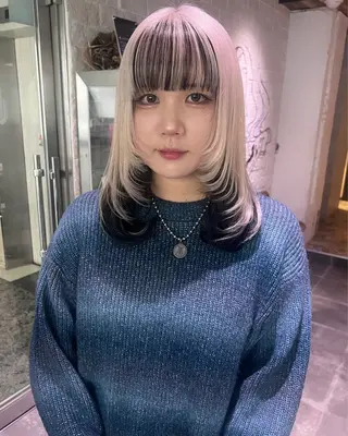 カラー AYANE 韓国ヘア /レイヤーカットのヘアスタイル