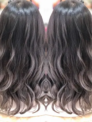 ロング カラー 永島 桜のヘアスタイル