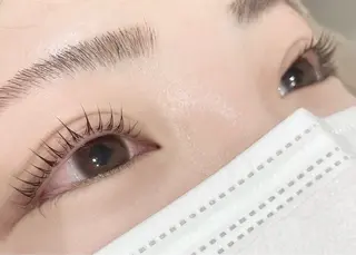 マツエク・マツパ eyelash aimy 伏見店所属・aimy あいなの眉毛・アイブロウイメージ