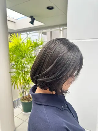 ショート カラー A BY WHO所属・A BY WHO あおきのヘアスタイル