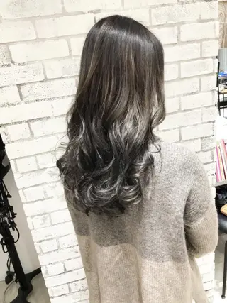 ロング バレイヤージュ🌱 渡邉悟🌱のヘアスタイル