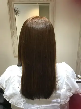 セミロング 縮毛矯正専門 美容師のヘアスタイル