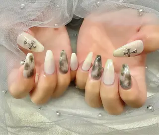 ネイル ラッキースター 大人気店のネイルデザイン