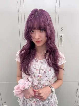 ロング euphoria新宿通り所属・ブリーチなしwcr yumeのヘアスタイル