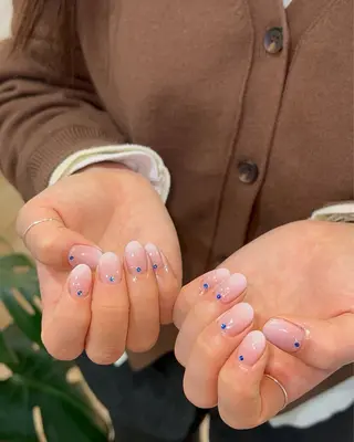 ネイル Nes.Nail所属・Miyagi Asamiのネイルデザイン