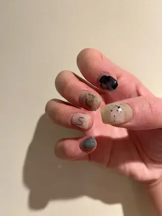 ネイル une／YUKINA 🫧大人nuanceのネイルデザイン