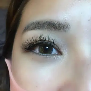 マツエク・マツパ Violet所属・ウエキ エリカのマツエク・マツパデザイン