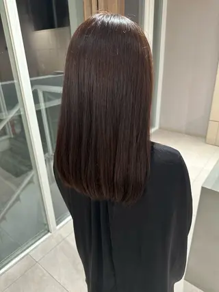 セミロング Aura所属・丸山 心 / 艶カラーのヘアスタイル