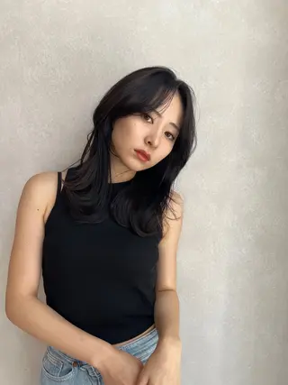 セミロング レイヤーカット/ くびれヘア佐藤大空のヘアスタイル