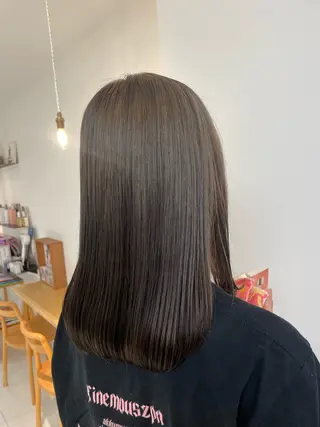 ミディアム カラー 福田 千尋のヘアスタイル