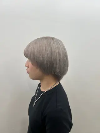 ショート 🦋ハイトーン/ 色味/AIRI💞のヘアスタイル