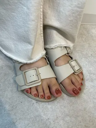 ネイル 小川 奈々花のネイルデザイン