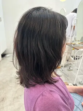 ミディアム 大木 華のヘアスタイル