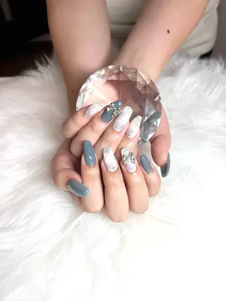 ネイル 井尻 紗菜のネイルデザイン