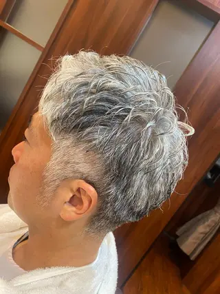 ショート 銀座マツナガ新宿野村ビル店所属・メンズカットなら 桃井大輔のヘアスタイル