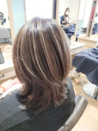 ミディアム 小平 昌宏のヘアスタイル