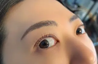 マツエク・マツパ brow bar tokyo所属・brow bar tokyo【乃木坂】の眉毛・アイブロウイメージ