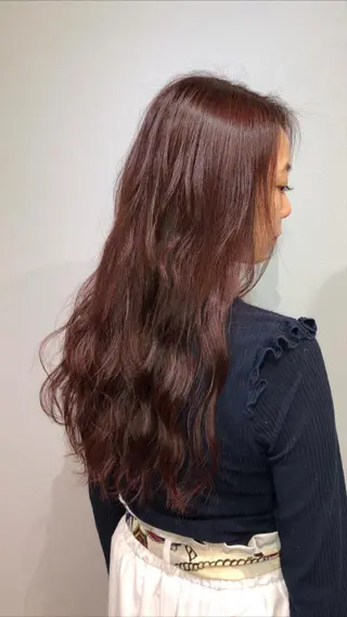 ロング カラー VIEWユリナ メイク/ カットのヘアスタイル