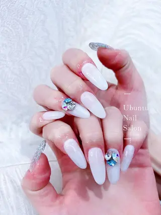 ネイル Ubuntu🎀 ネイルサロン✨のネイルデザイン