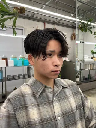 ショート パーマ メンズ ダブルカラー/ ケアブリーチ/クニトのヘアスタイル