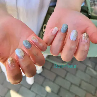 ネイル 宮口 紗子のネイルデザイン