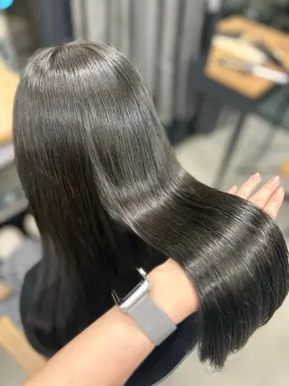 ロング 女性らしいモテヘア 韓国ヘアhikariのヘアスタイル