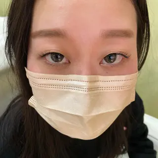 マツエク・マツパ 濱田 さらさのヘアスタイル