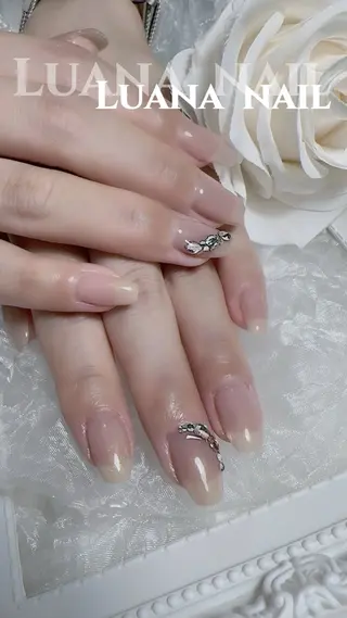 ネイル ルアナネイルサロン所属・ルアナネイル サロンのネイルデザイン
