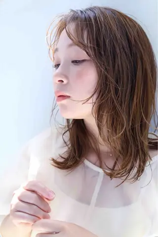 セミロング 上野 心のヘアスタイル