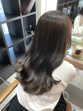 セミロング カラー 青沼夏未/オリーブ/ 寒色カラーのヘアスタイル