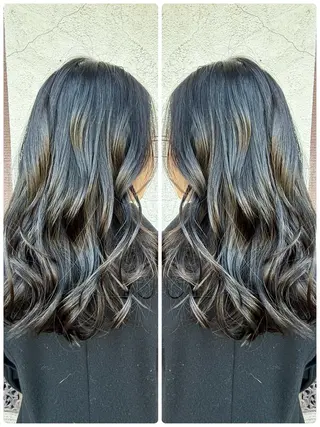 セミロング 艶カラー🕊️ ✴︎Yukari✴︎のヘアスタイル