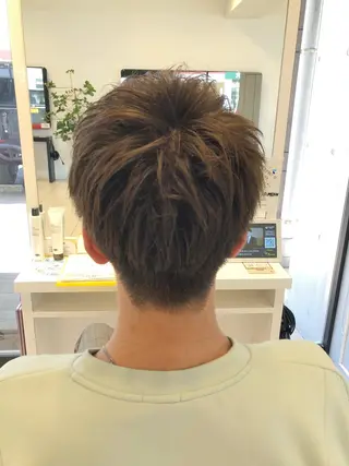 メンズ ショート/白髪ぼかし 君和田若菜のヘアスタイル