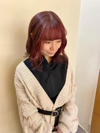 ミディアム カラー コマツリサ ROCCO eastのヘアスタイル