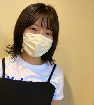 ミディアム カラー 小島 千夏のヘアスタイル