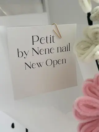 Petit 【Natsumi】のネイルデザイン
