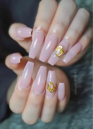 ネイル nailsalon ROSA所属・nail salon ROSA Hのネイルデザイン