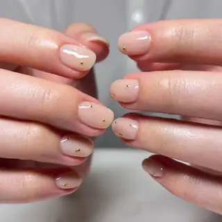 ネイル REHTOF |朝7時Open☀️のネイルデザイン