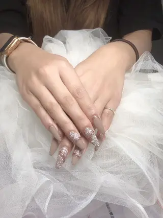 ネイル ENsalon AKIRAのネイルデザイン