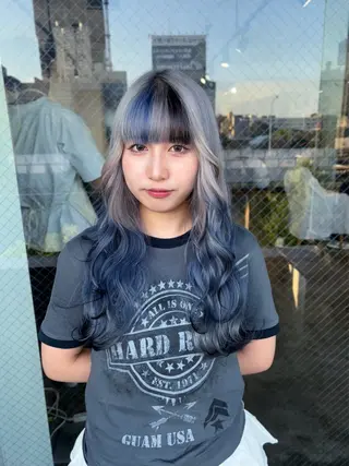 ロング カラー 💫miyu💫デザ インカラー/アレンジのヘアスタイル