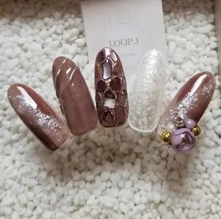 ネイル おおくぼ めぐみのネイルデザイン