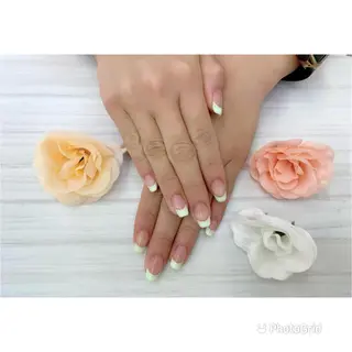 ネイル Can I Dressy  溝ノ口店所属・F. Neneのネイルデザイン