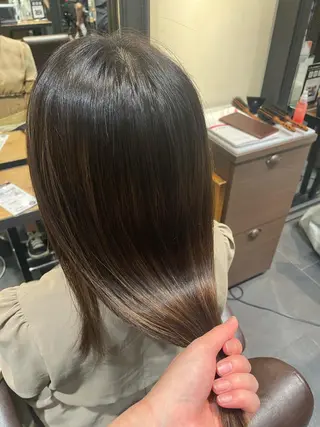 ロング カラー MINXshibuya所属・レイヤー/艶髪/ 透明感/千葉詩優のヘアスタイル