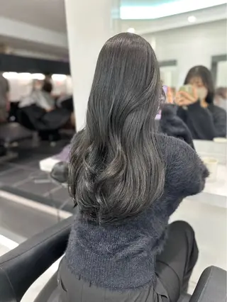 ロング カラー 🇰🇷韓国っぽ 透明感🇰🇷胡海のヘアスタイル