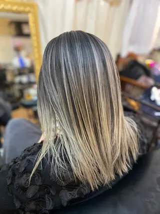 セミロング カラー GOLD BLACK所属・究極の艶髪! 艶神!大矢祥央のヘアスタイル