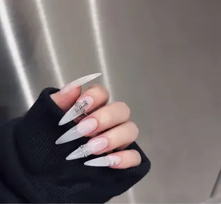 ネイル Chisa Nail Studio所属・チ サのネイルデザイン