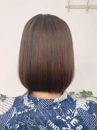 ミディアム 安藤 まどかのヘアスタイル