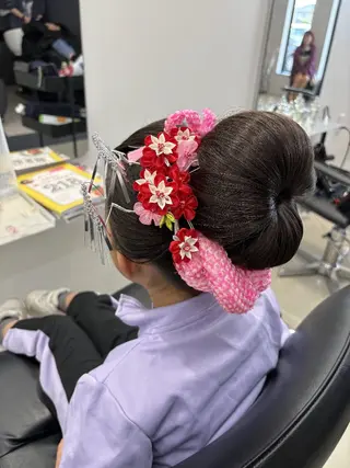 キッズ セミロング lafithhairelan所属・lafithhair スタイリスト岡由羅のヘアスタイル