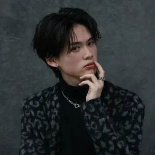 ミディアム メンズ RACCOON.TOKYO 渋谷店所属・メンズカット特化🐺 ウルフ[店長]置塩祥のヘアスタイル