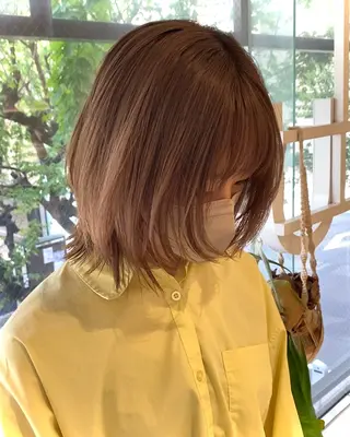 ミディアム カラー 細めハイライト🩶 ボブ/レイヤーカットのヘアスタイル