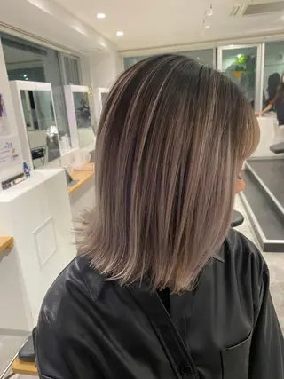 ショート カラー JILBLAN京都 ショート/ハイライトのヘアスタイル